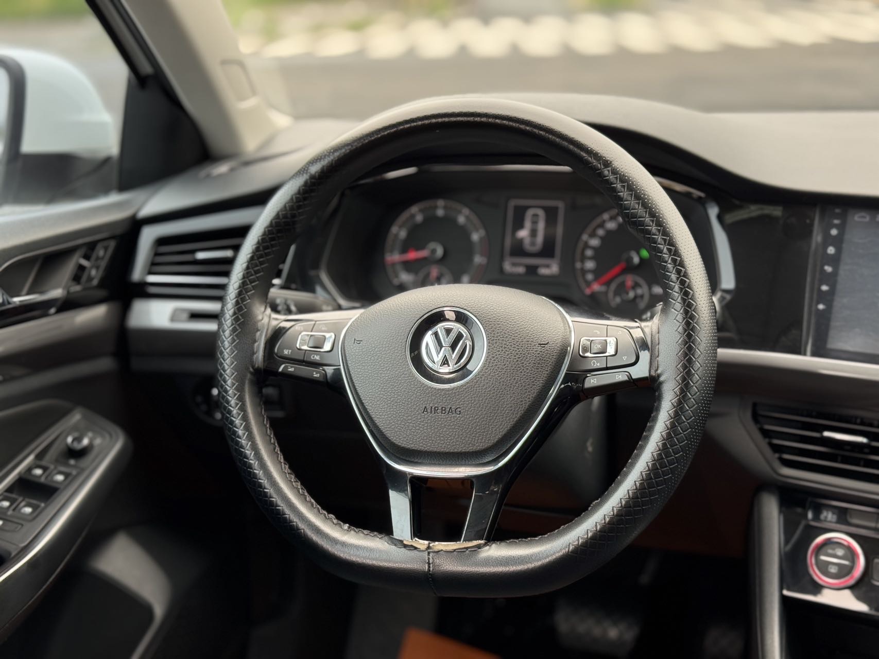 Volkswagen Bora 2018 car image #15