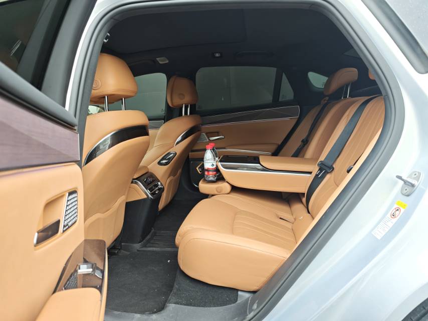 BYD HanL 2025 car image #6