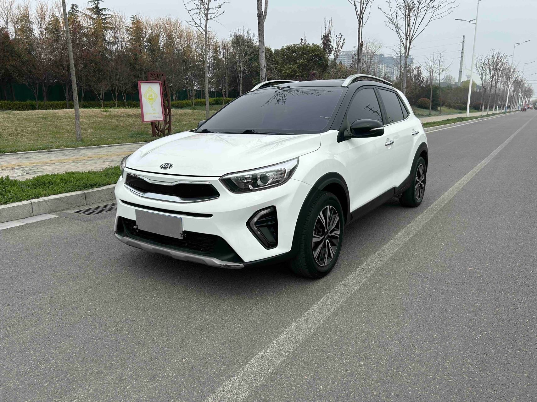 Kia KX1 2020 Kia KX1 2020 car image