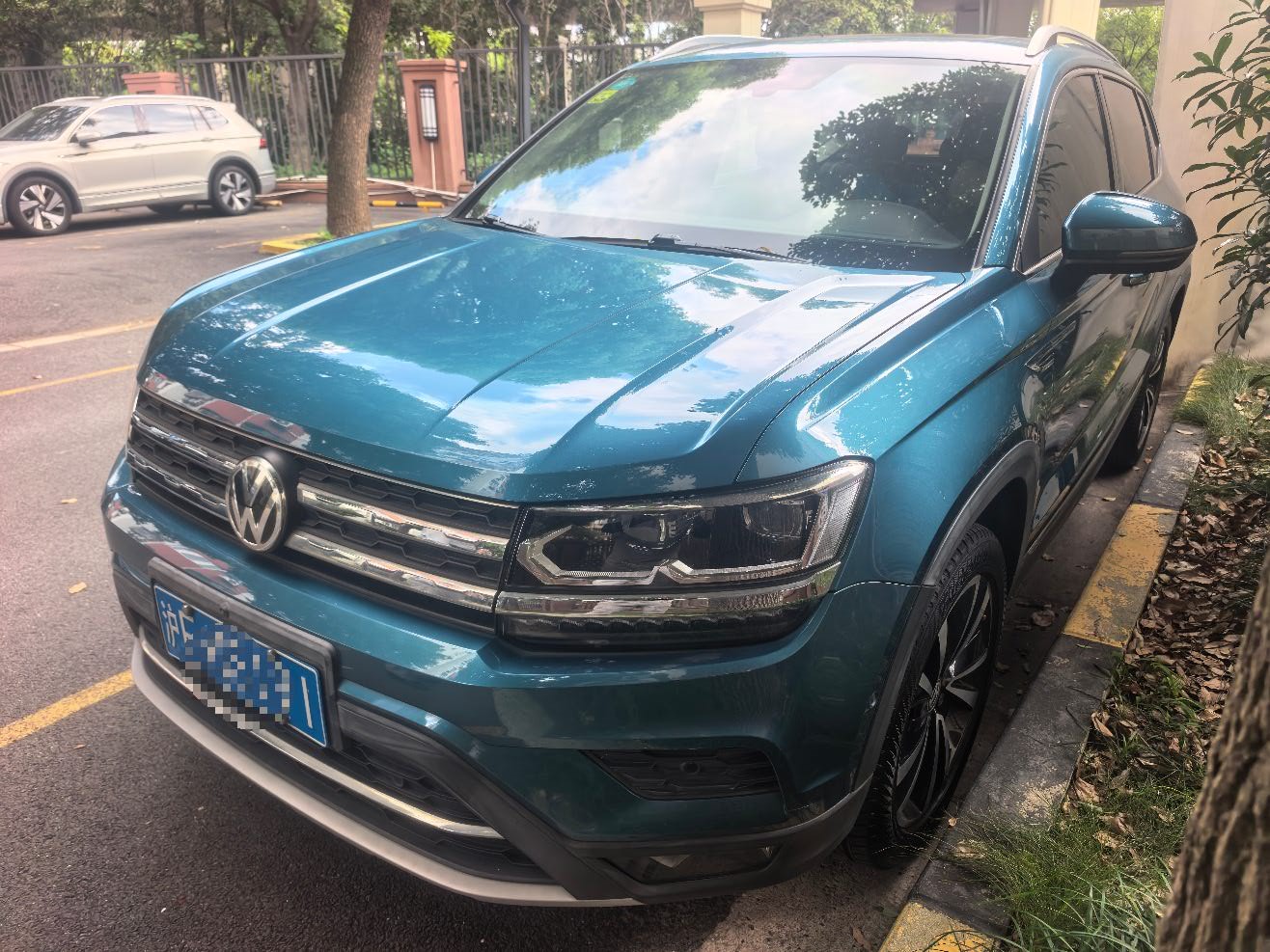 Volkswagen Tharu 2018 Volkswagen Tharu 2018 immagine di auto