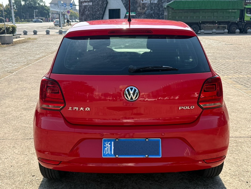 Volkswagen Polo 2018 car image #6