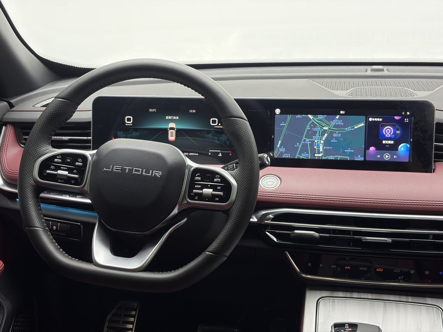 Jetour X70 PLUS 2023 car image #6
