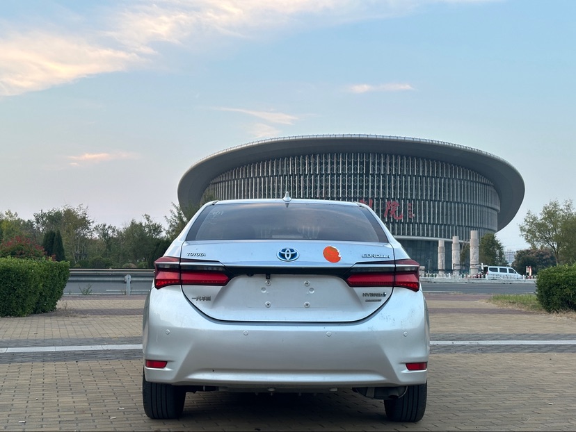Toyota Corolla 2017 #5 Toyota Corolla 2017 car image #5