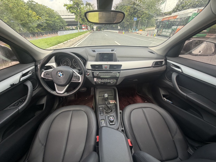 BMW X1 2018 #9 BMW X1 2018 car image #9
