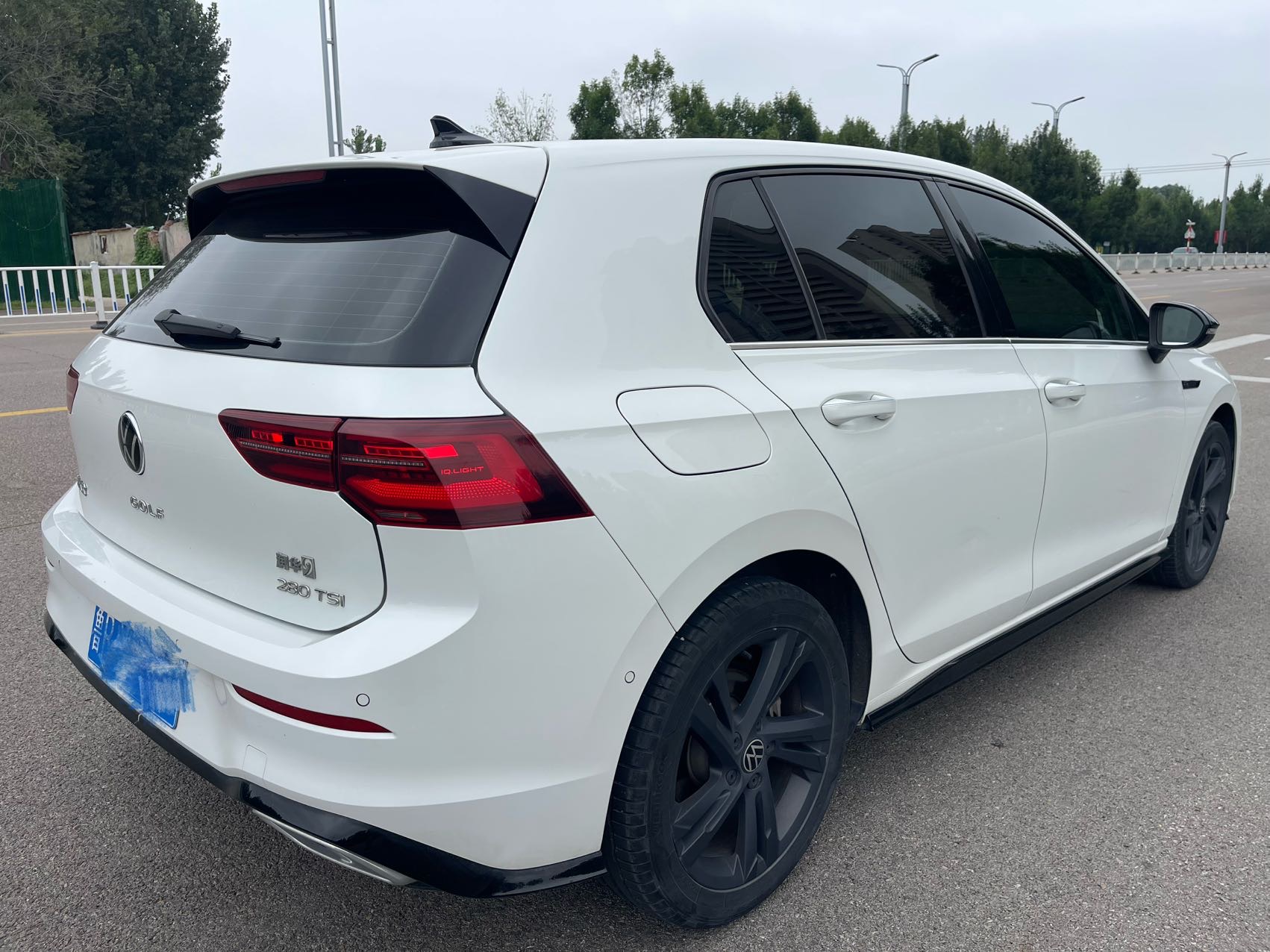 Volkswagen Golf 2021 car image #6