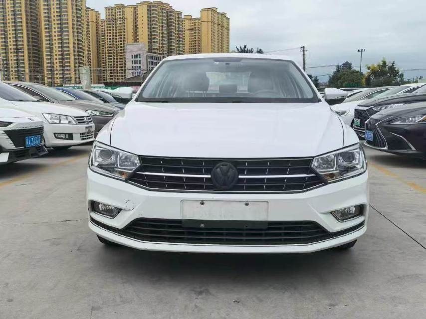 Volkswagen Bora 2018 imagen de coche #2