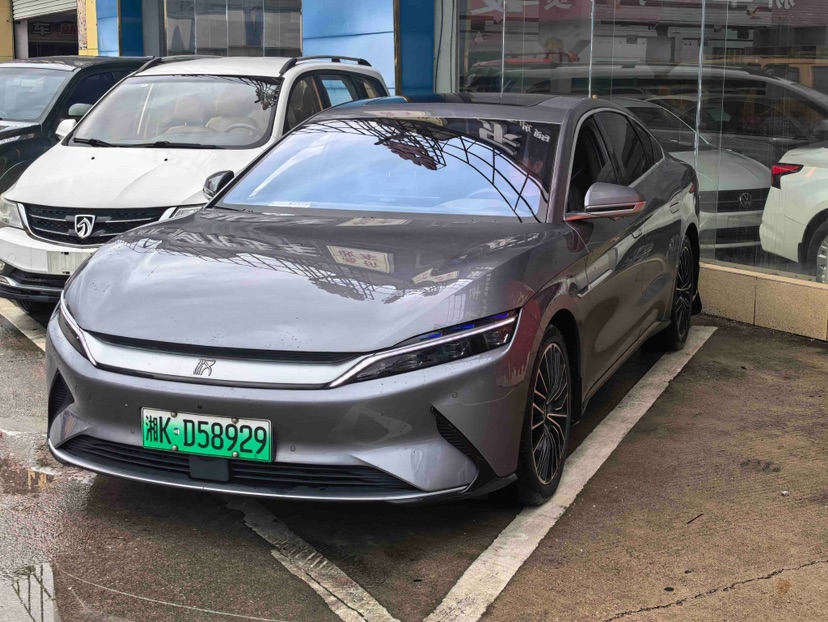 BYD Han 2023 BYD Han 2023 car image