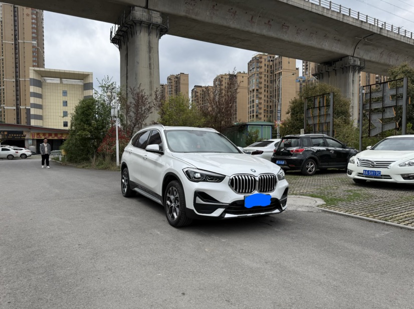 BMW X1 2021 car image #3