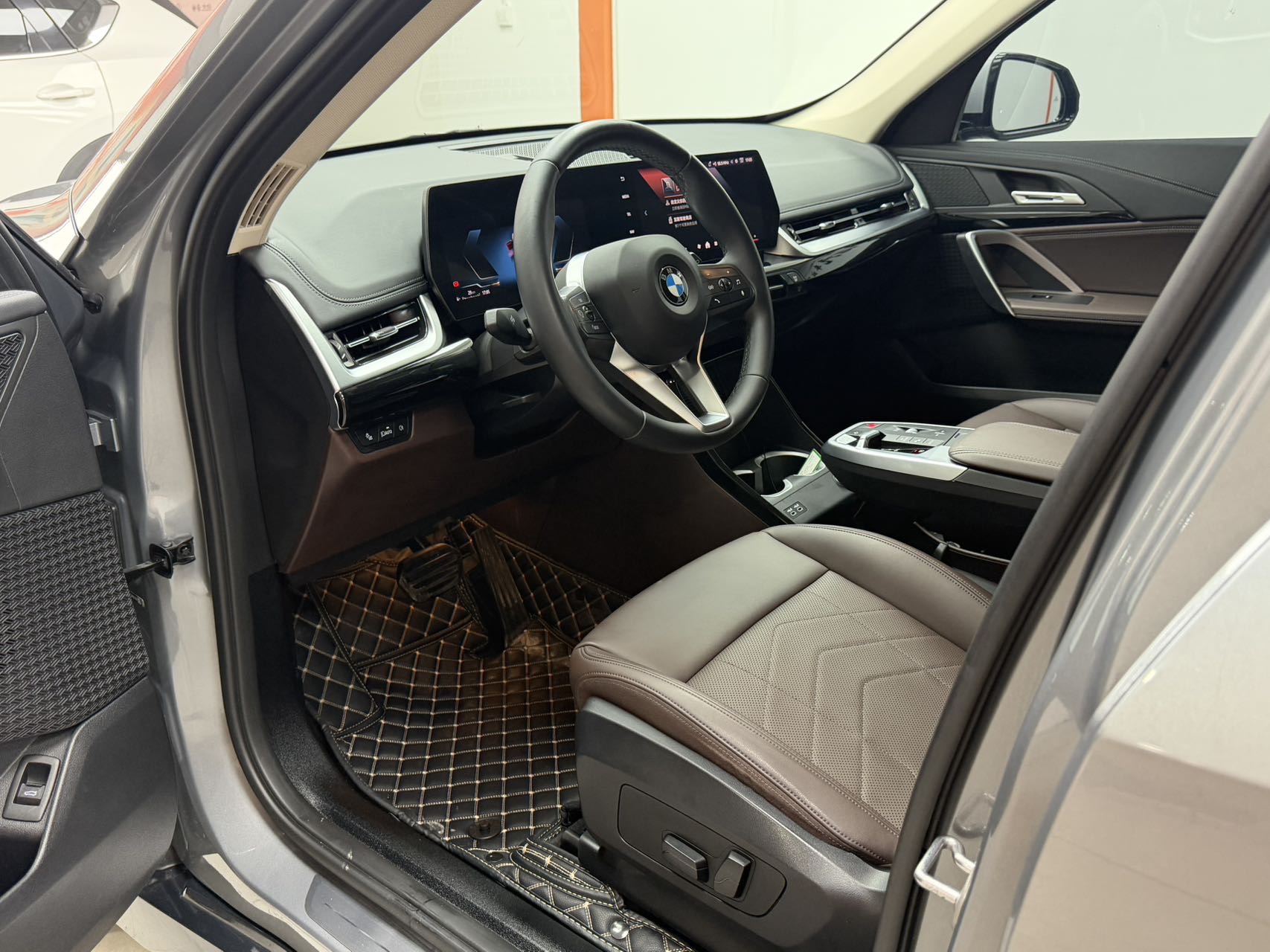 BMW X1 2023 image de voiture #7