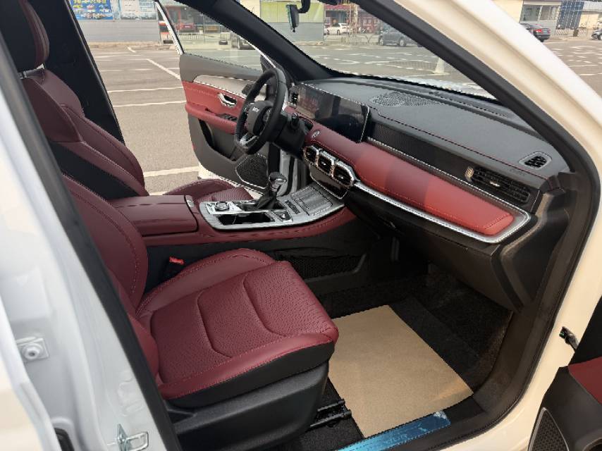 Jetour X70 PLUS 2026 #10 Jetour X70 PLUS 2026 car image #10