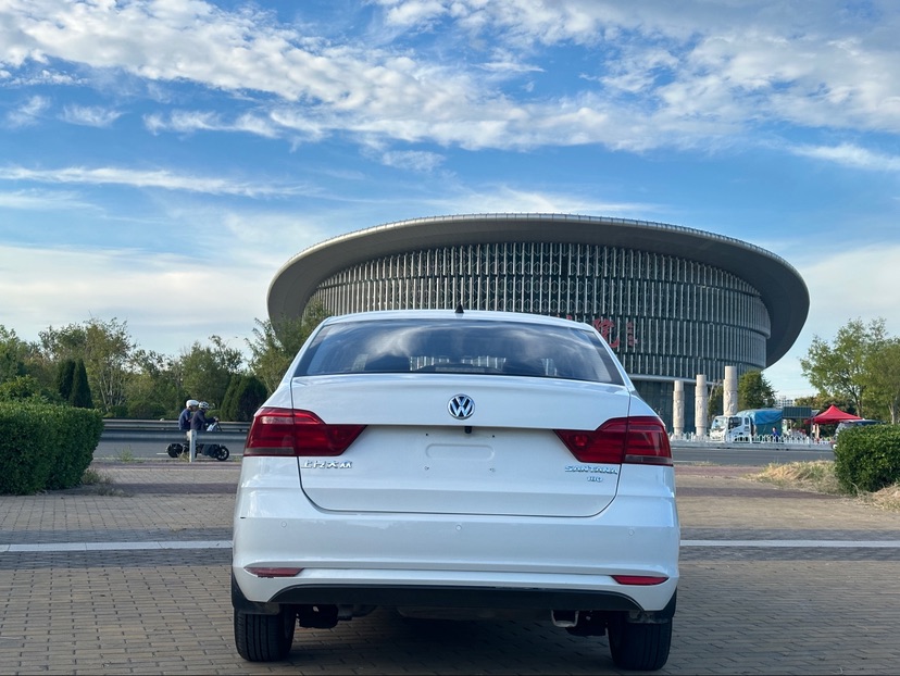 Volkswagen Santana 2017 #5 Volkswagen Santana 2017 car image #5