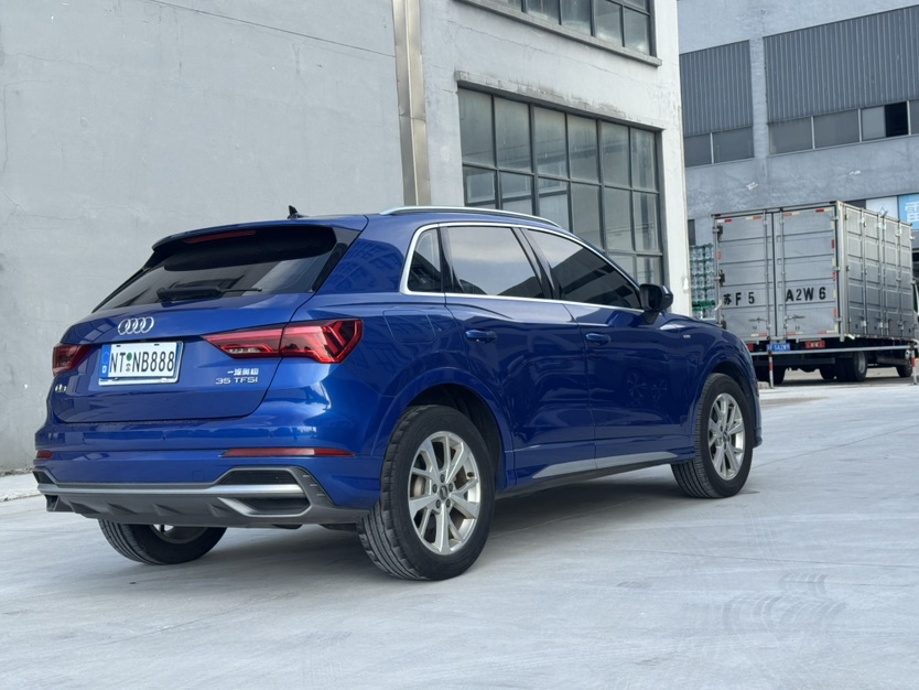 Audi Q3 2019 #6 Audi Q3 2019 car image #6