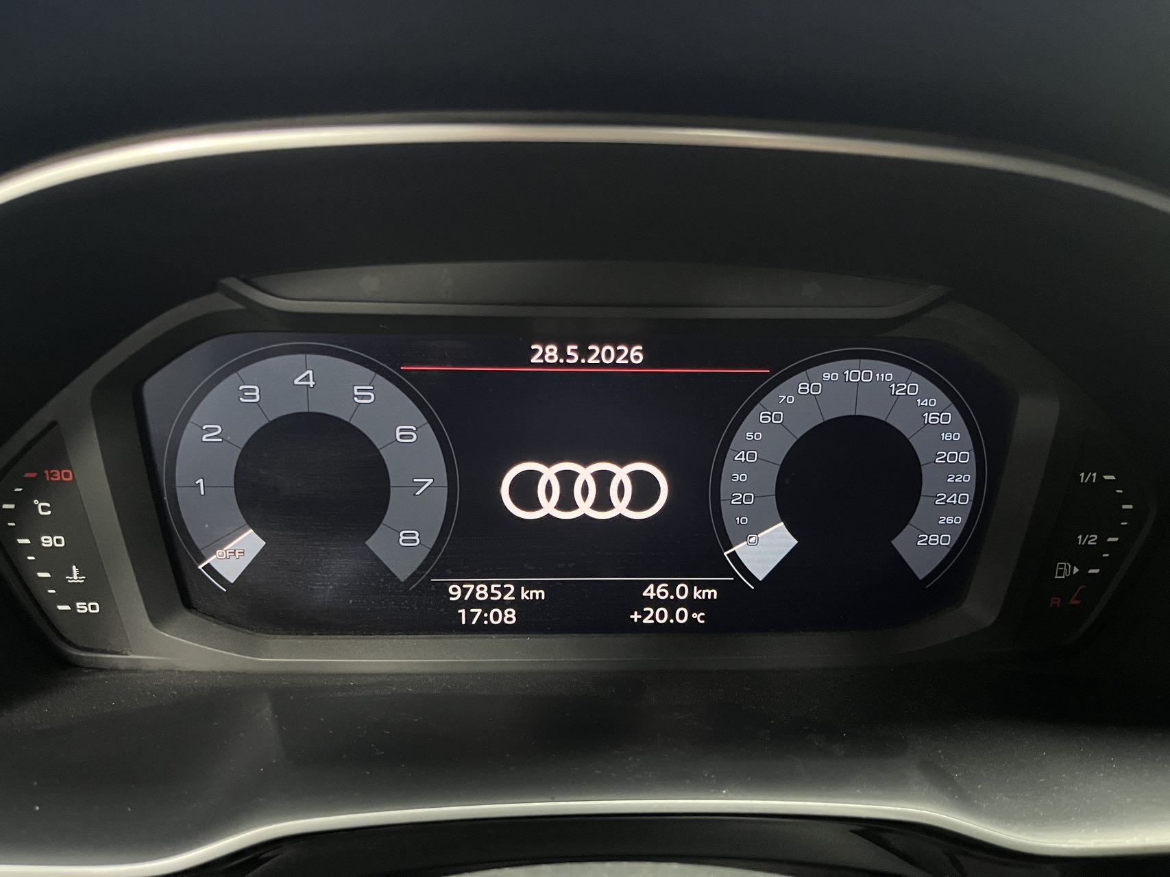 Audi Q3 2024 car image #10