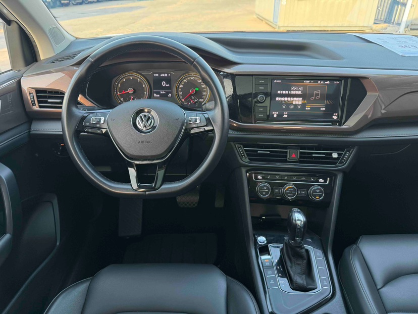 Volkswagen Tharu 2019 #4 Volkswagen Tharu 2019 car image #4