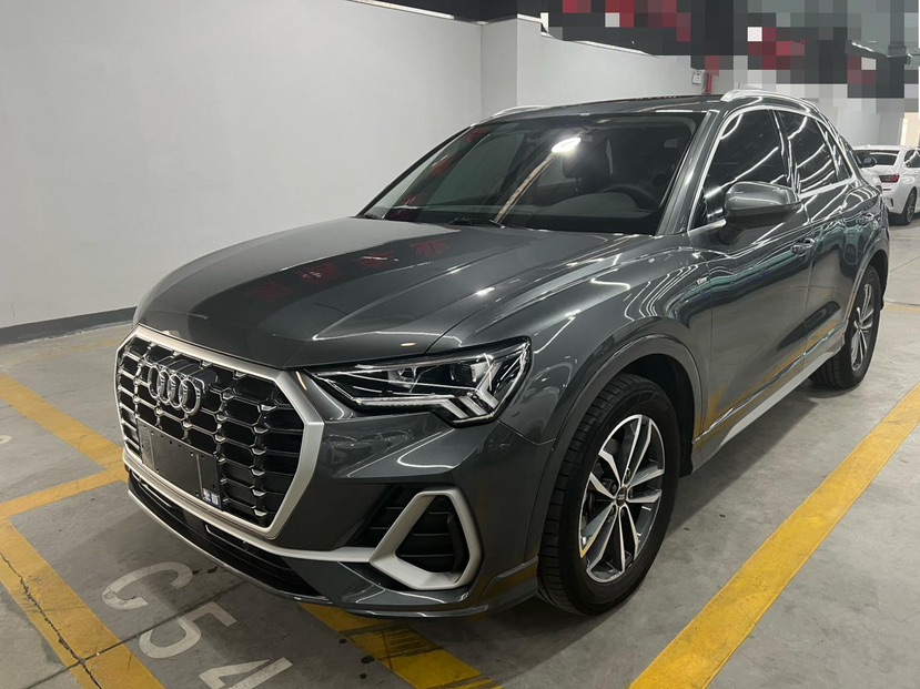 Audi Q3 2023 car image 