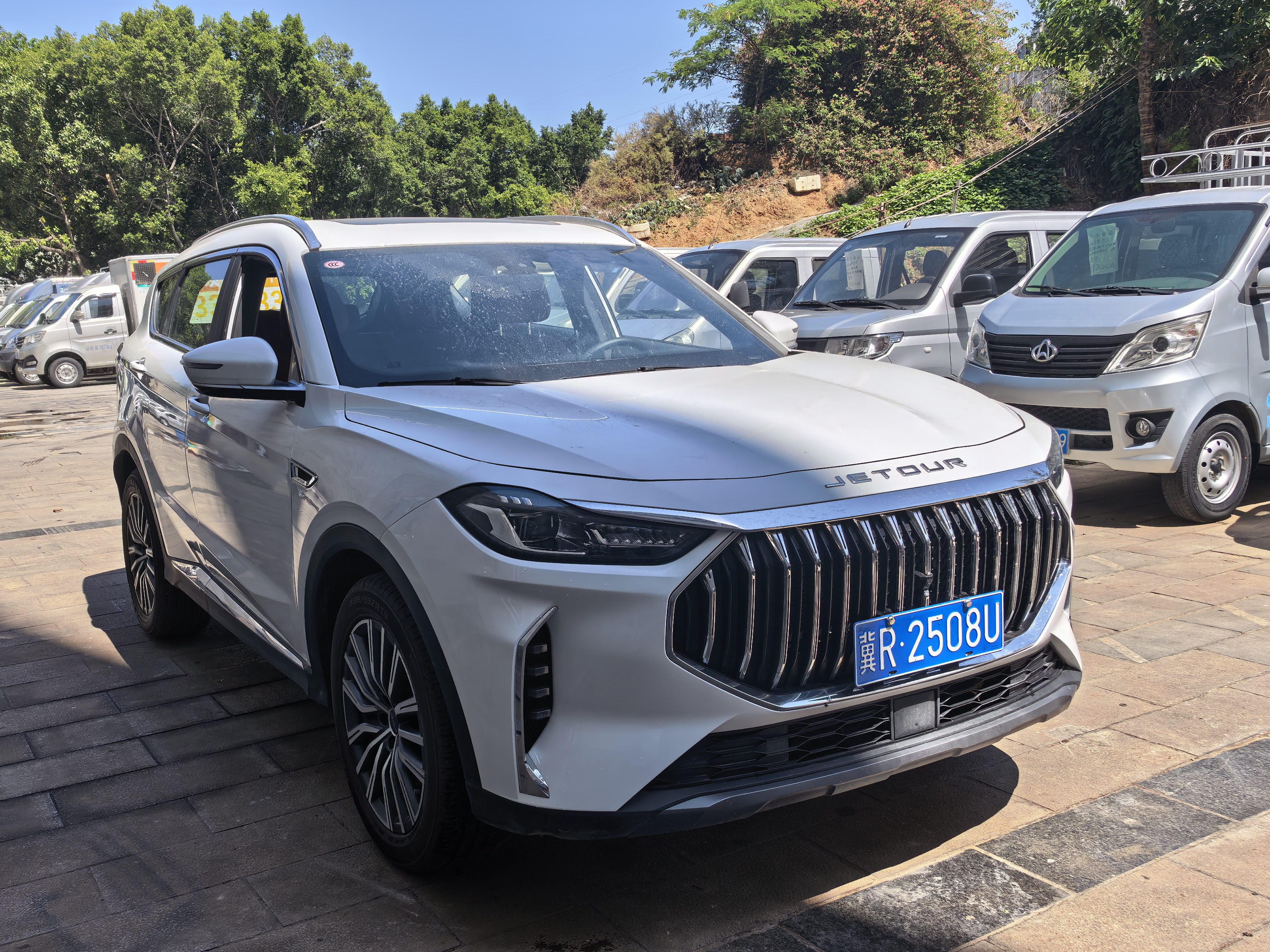 Jetour X70 PLUS 2025 car image #2