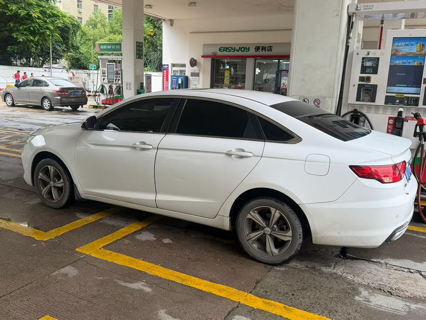 GEELY Emgrand GL 2018 #2 GEELY Emgrand GL 2018 car image #2