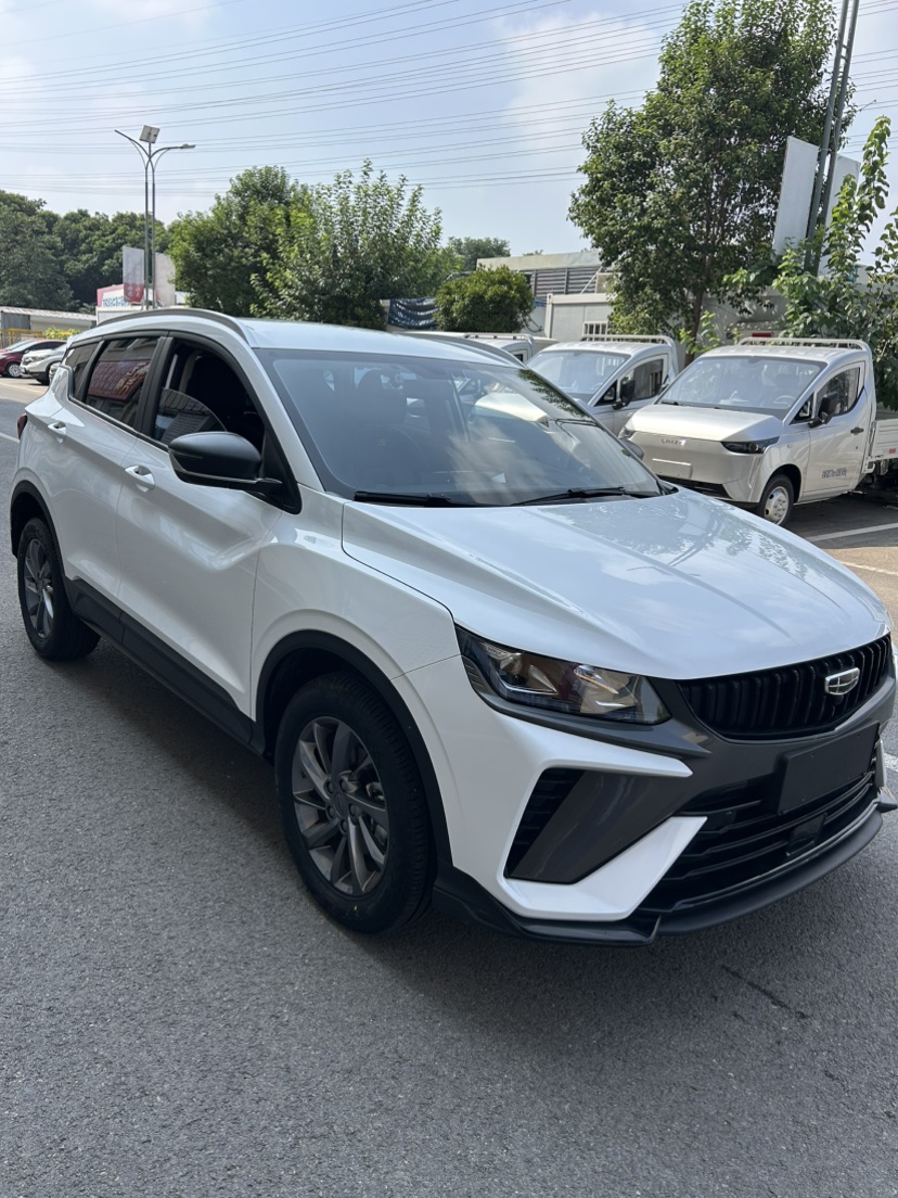 GEELY Coolray 2024 #3 GEELY Coolray 2024 car image #3