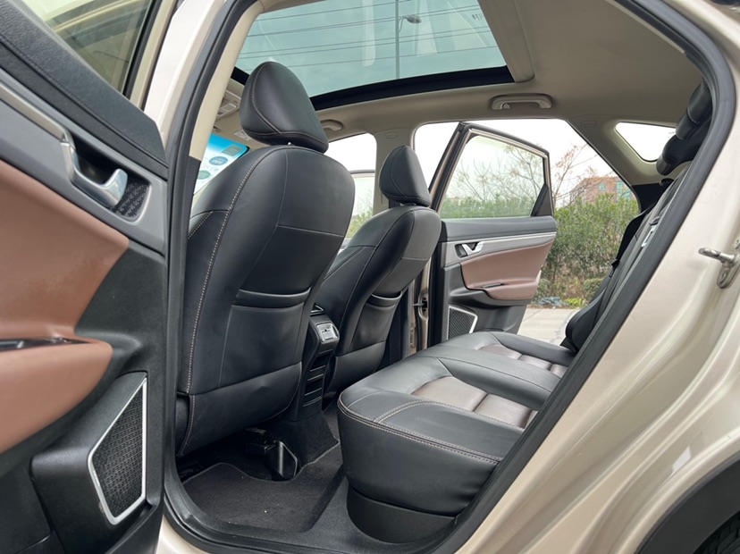 GEELY Emgrand GS 2019 #9 GEELY Emgrand GS 2019 car image #9