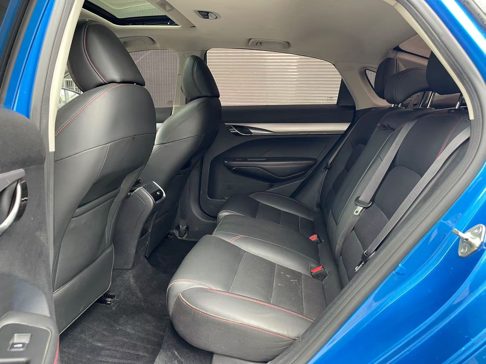 GEELY Binray 2020 car image #6