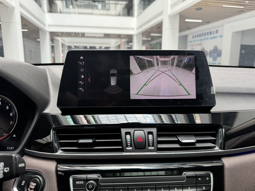 BMW X1 2021 car image #18