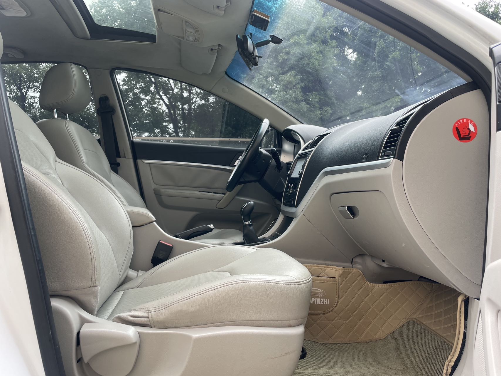 GEELY Emgrand 2015 car image #15