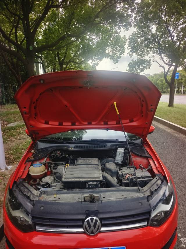 Volkswagen Polo 2016 car image #7