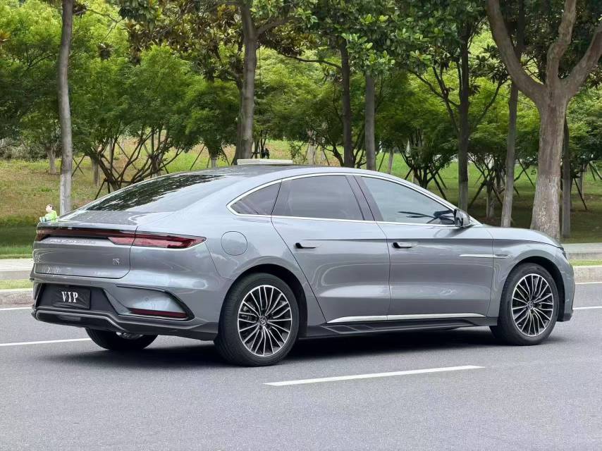 BYD Han 2023 car image #7