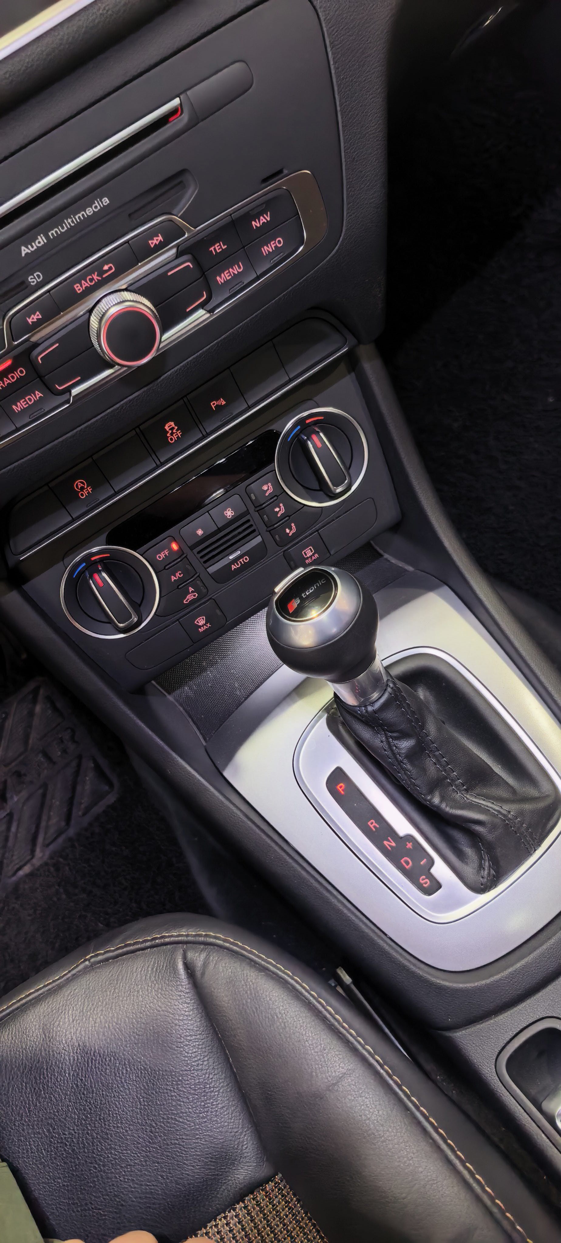 Audi Q3 2018 #9 Audi Q3 2018 car image #9