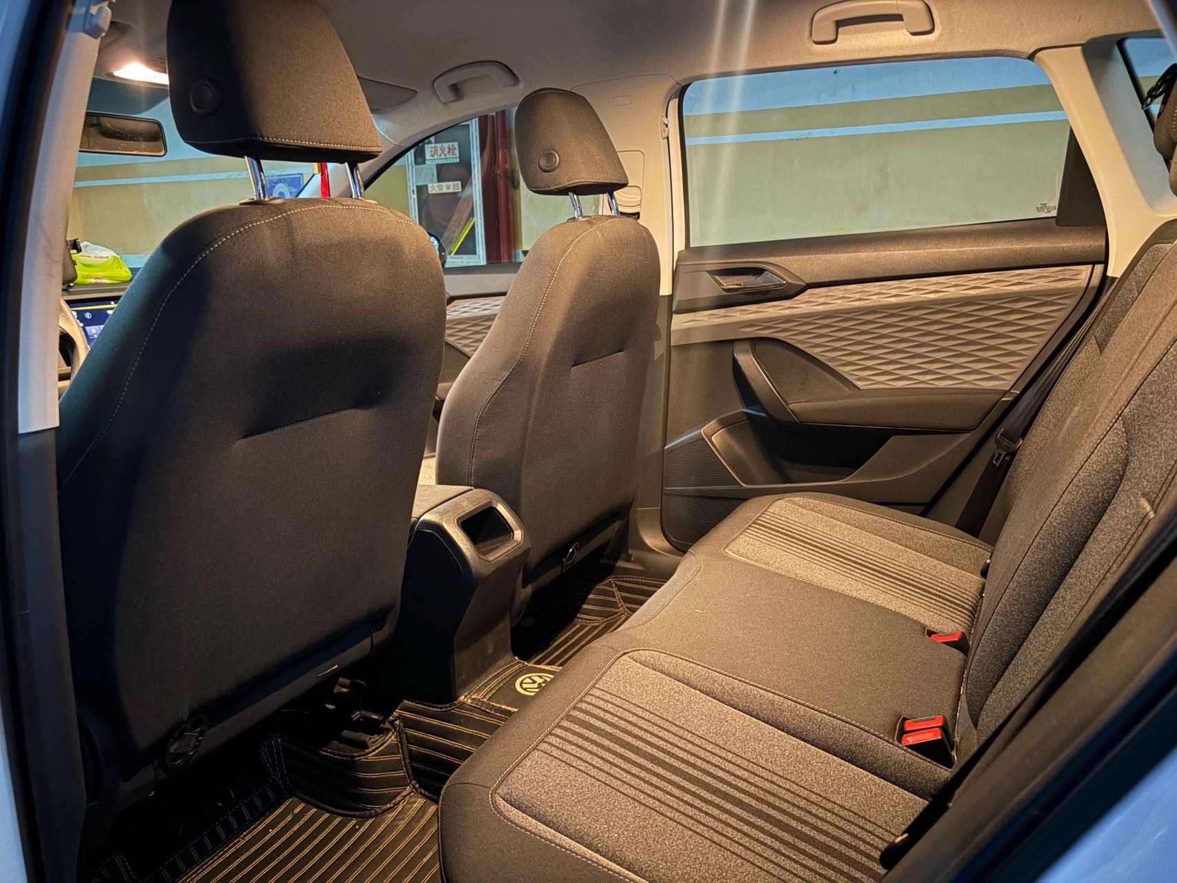 Volkswagen Tharu 2022 car image #6