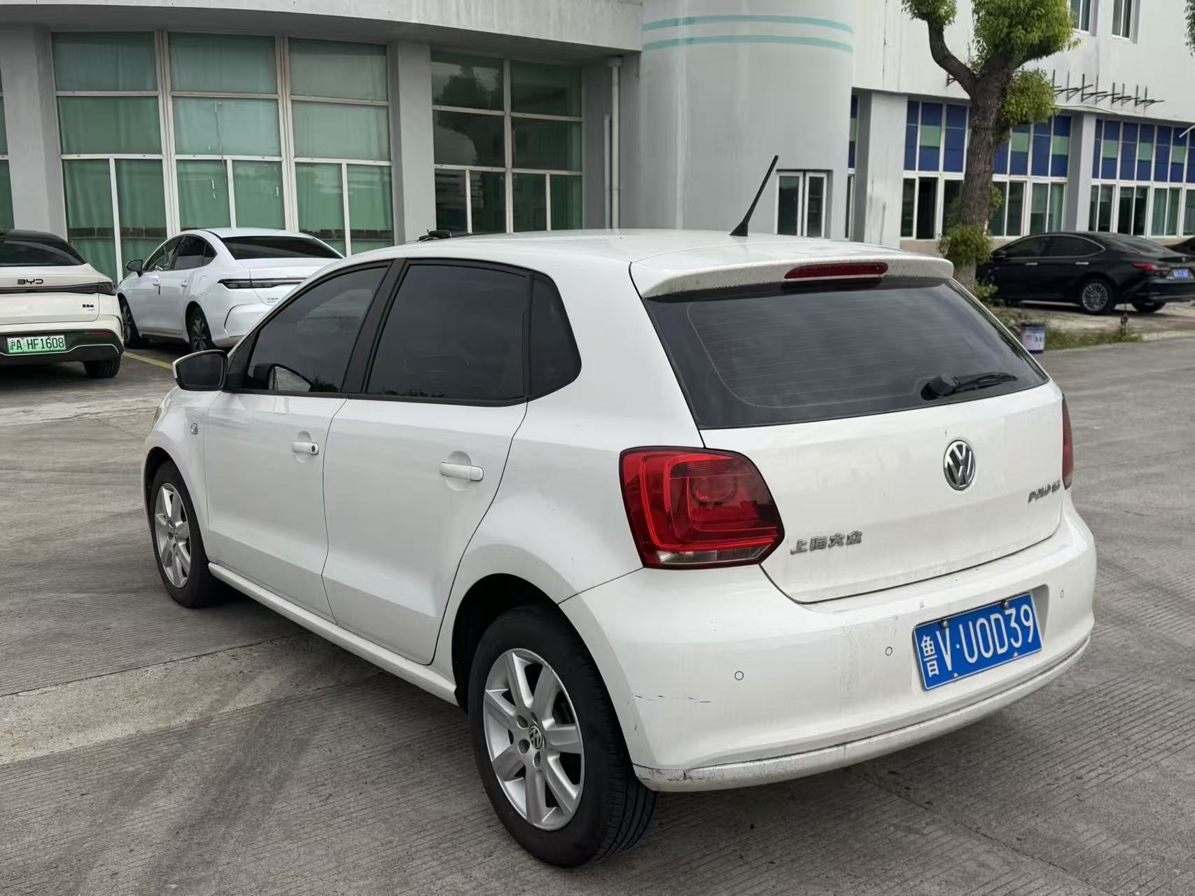 Volkswagen Polo 2013 #9 Volkswagen Polo 2013 car image #9