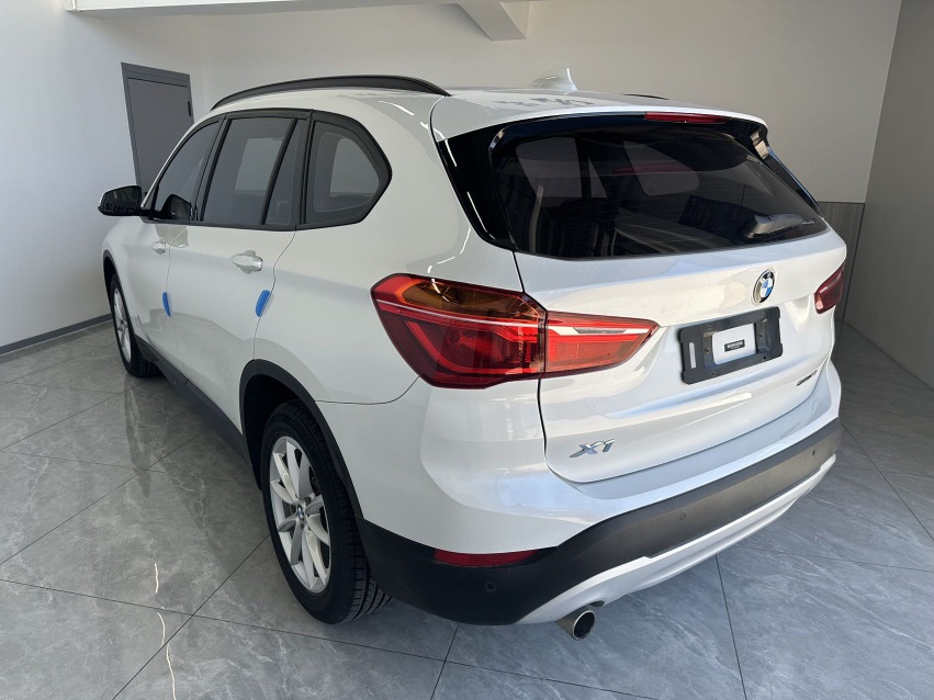 BMW X1 2018 #4 BMW X1 2018 car image #4