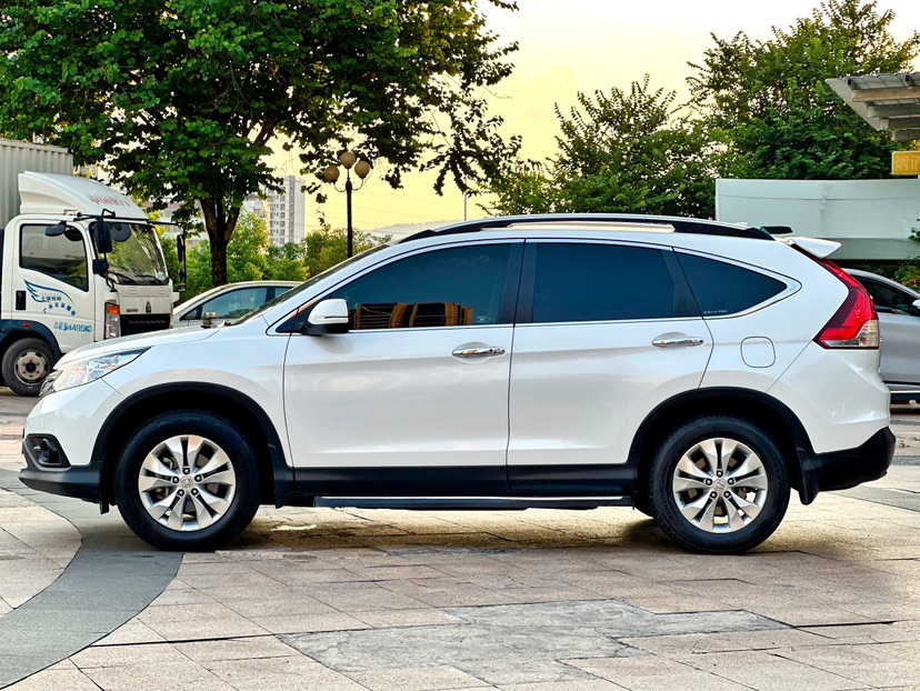 Honda CR-V 2014 #4 Honda CR-V 2014 car image #4