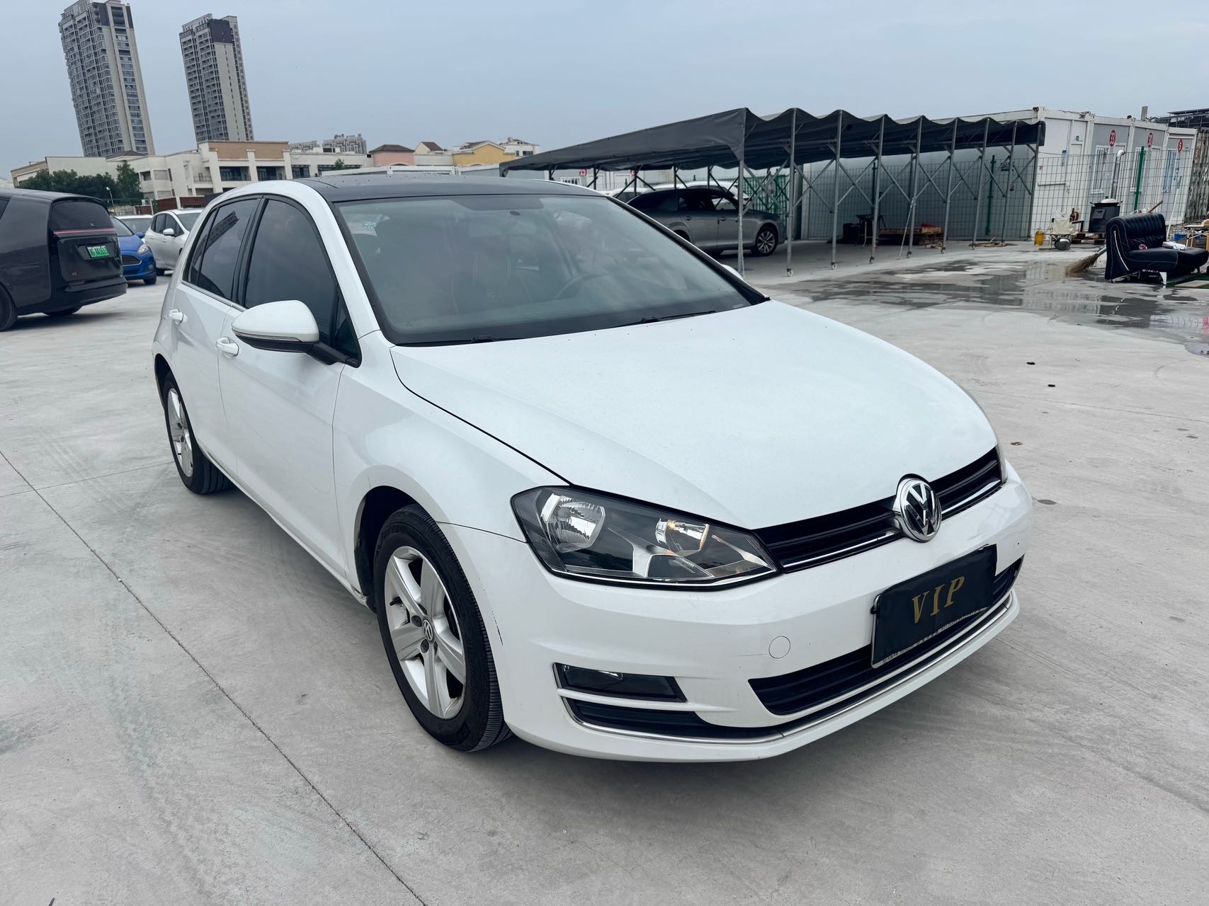 Volkswagen Golf 2016 car image #3
