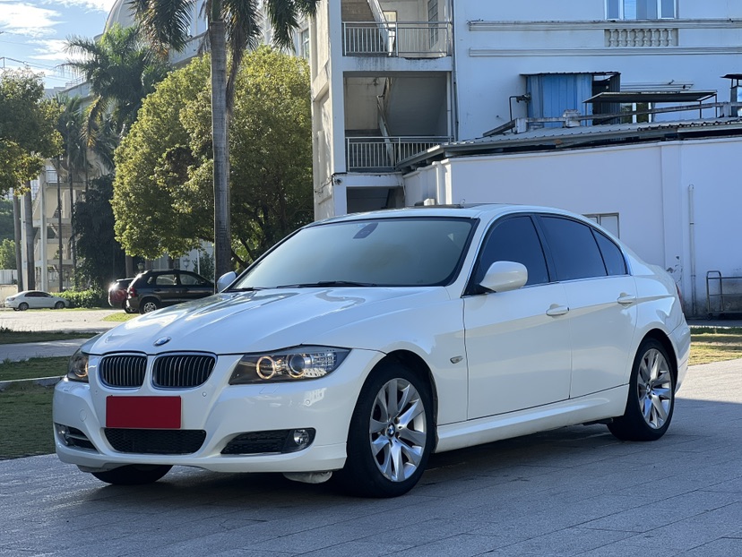 BMW 3 Series (Imported) 2011 BMW 3 Series (Imported) 2011 car image