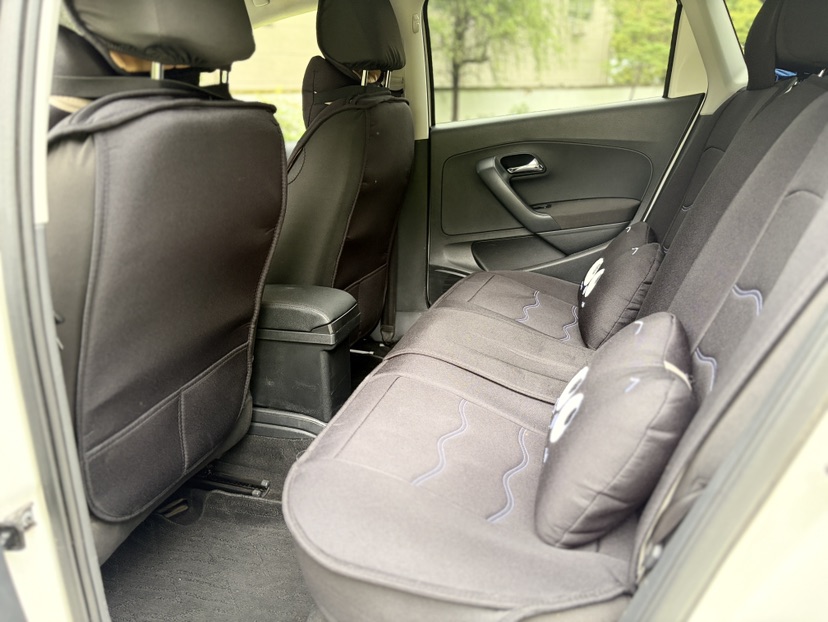Volkswagen Polo 2014 car image #5