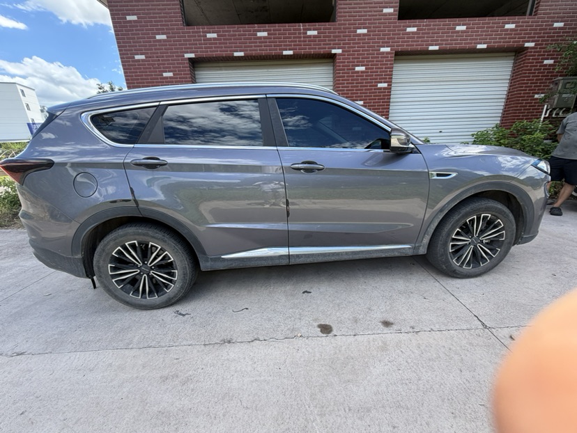 Jetour X70 PLUS 2023 car image #7