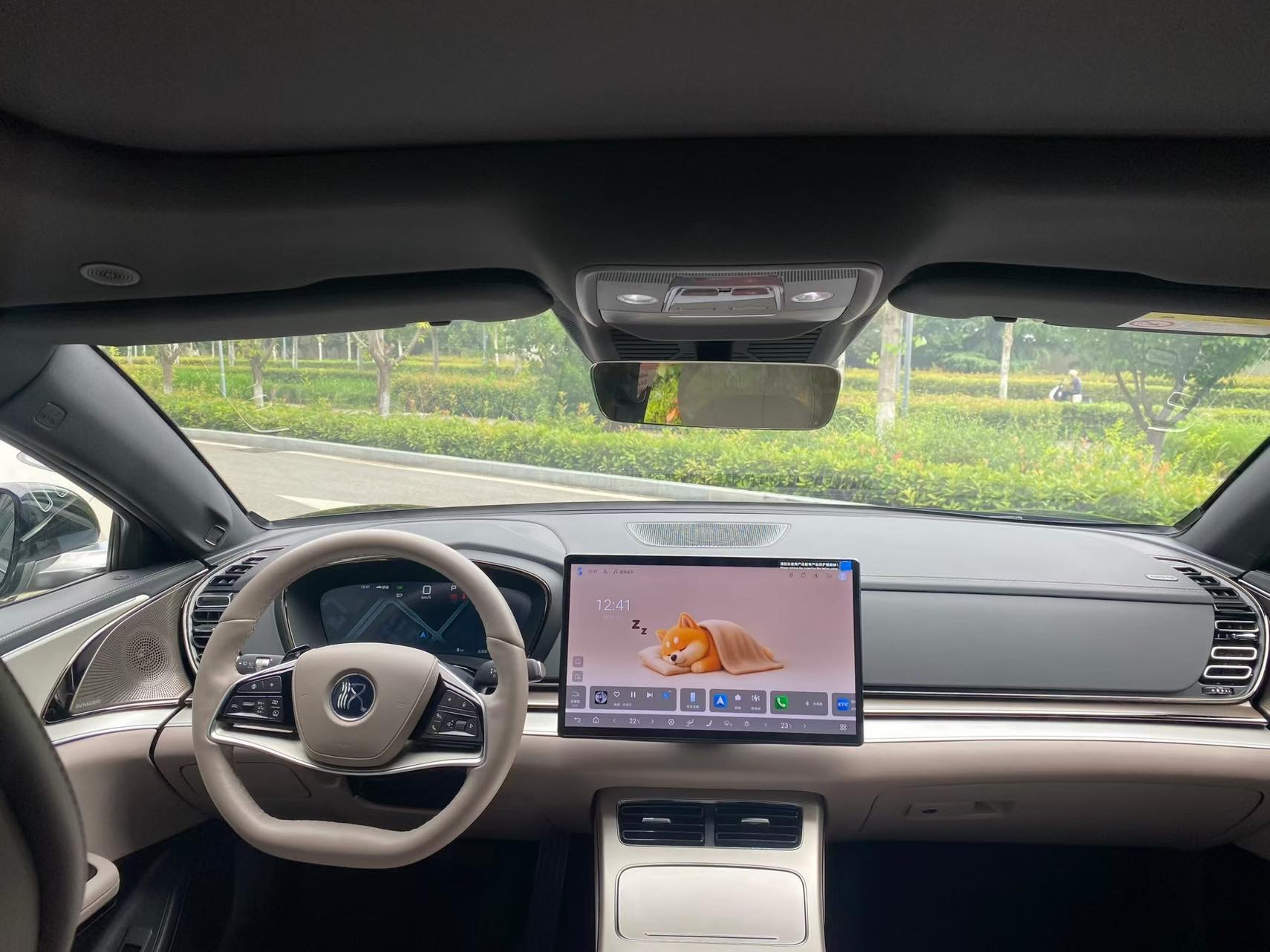 BYD Han 2025 car image #4