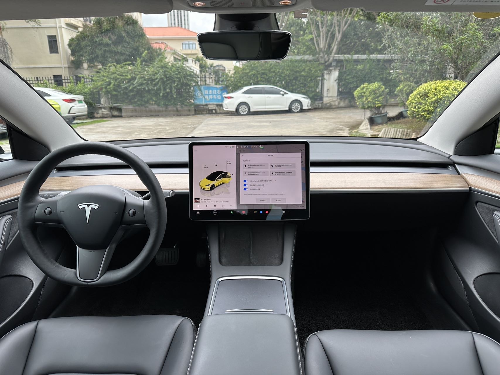 Tesla Model 3 2023 #6 Tesla Model 3 2023 car image #6