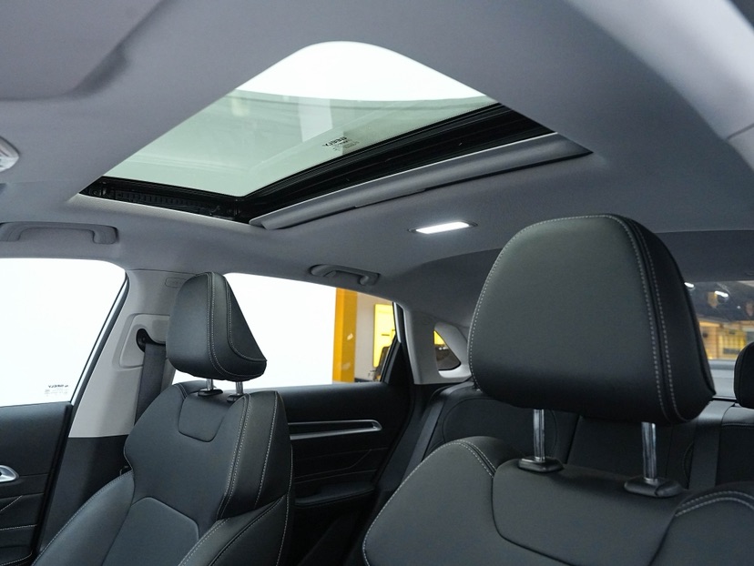 GEELY Emgrand 2025 #7 GEELY Emgrand 2025 car image #7