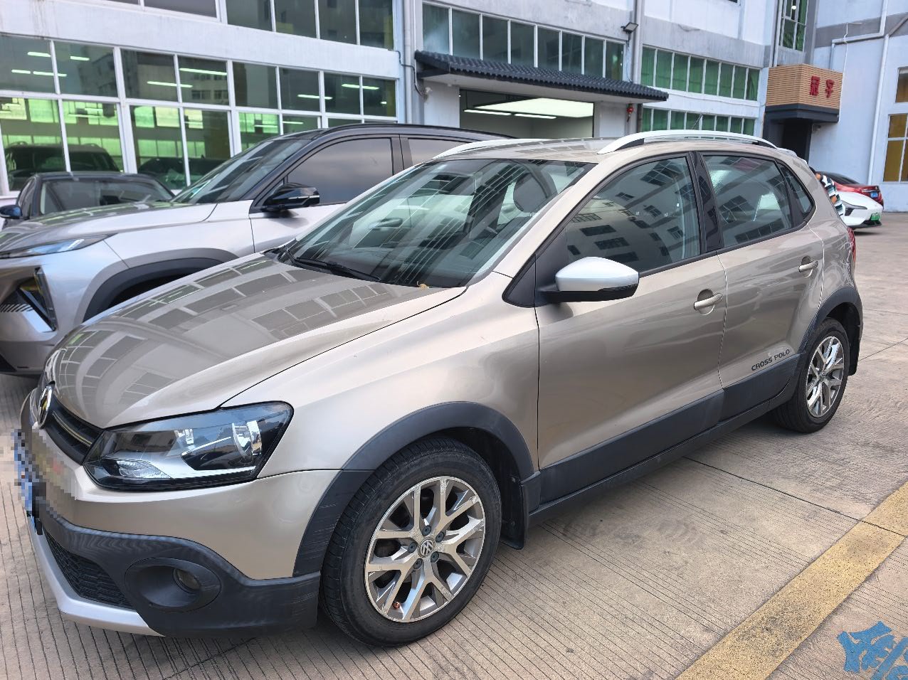 Volkswagen Polo 2018 car image 