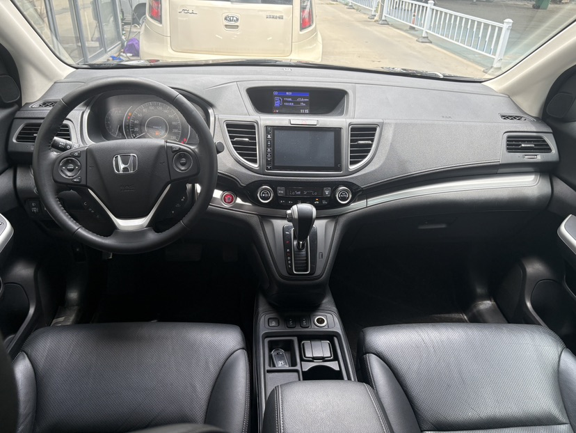 Honda CR-V 2015 #5 Honda CR-V 2015 car image #5