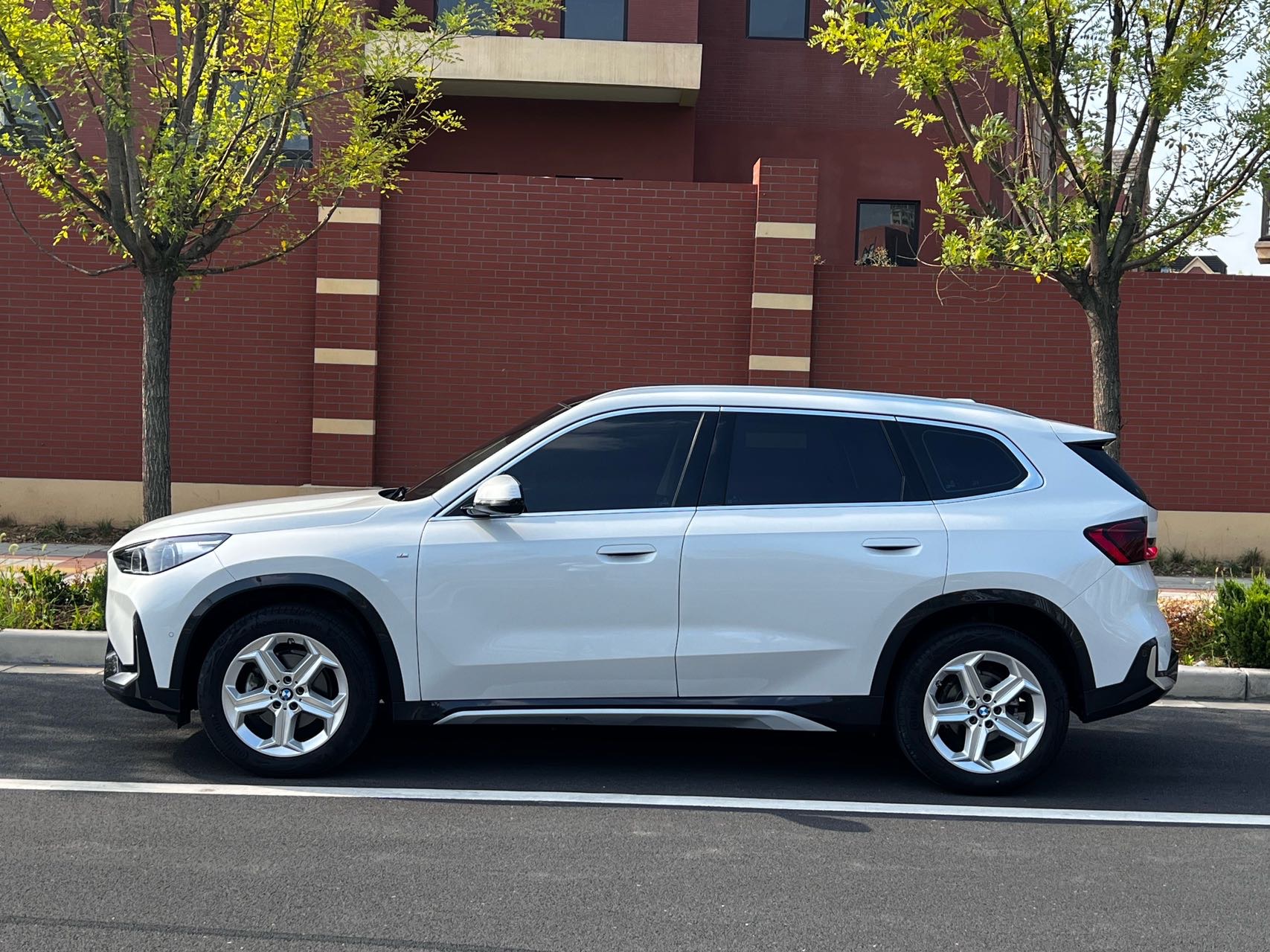 BMW X1 2024 #2 BMW X1 2024 car image #2