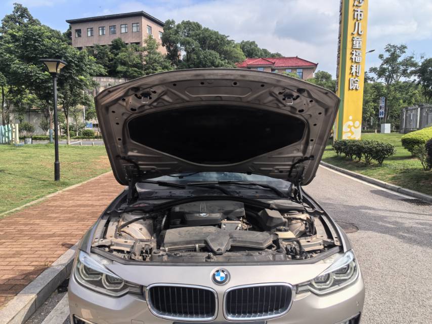 BMW 3 Series 2016 car image #9