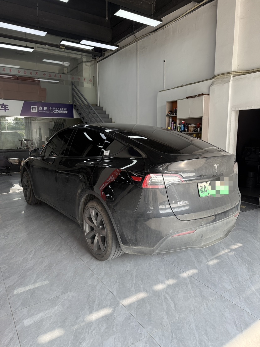 Tesla Model Y 2023 #7 Tesla Model Y 2023 immagine di auto #7