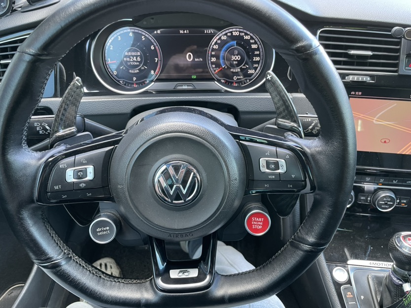 Volkswagen Golf (Imported) 2015 #5 Volkswagen Golf (Imported) 2015 car image #5