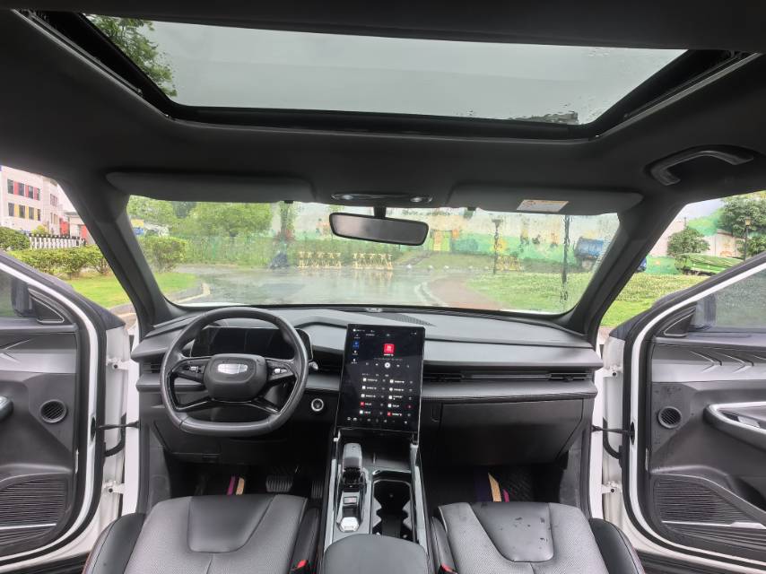 GEELY Boyue 2024 car image #8