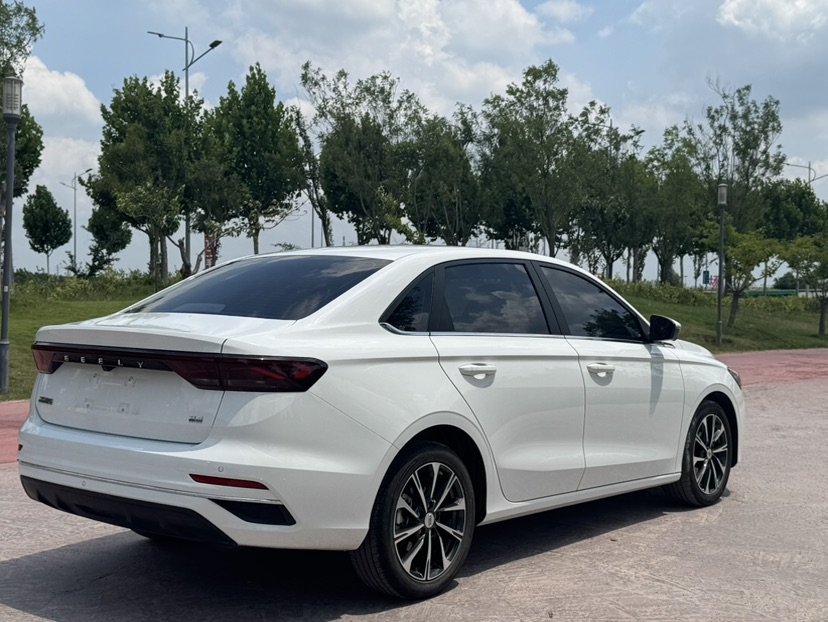 GEELY Emgrand 2024 #4 GEELY Emgrand 2024 car image #4