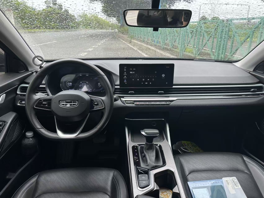 GEELY Emgrand 2022 #7 GEELY Emgrand 2022 car image #7