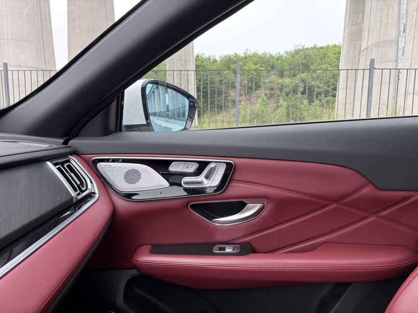 Jetour X70 PLUS 2024 #8 Jetour X70 PLUS 2024 car image #8